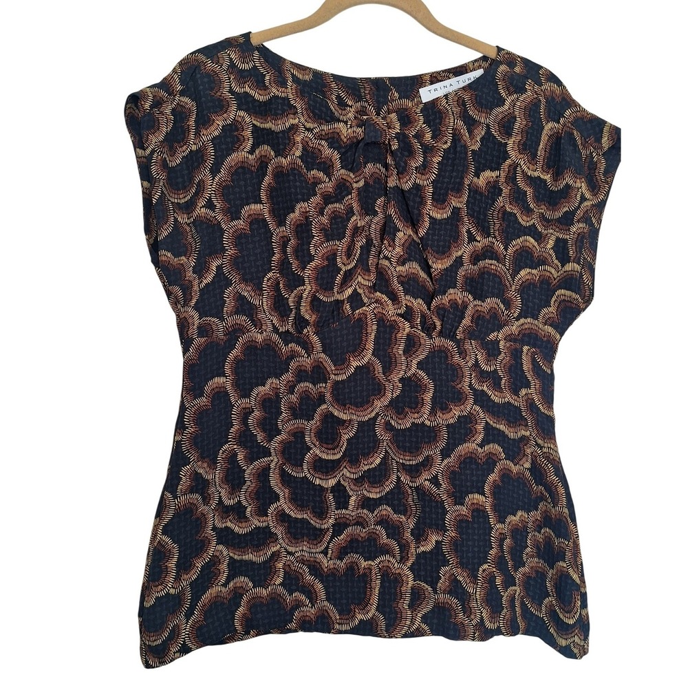 Trina Turk brown black silk top size M-?